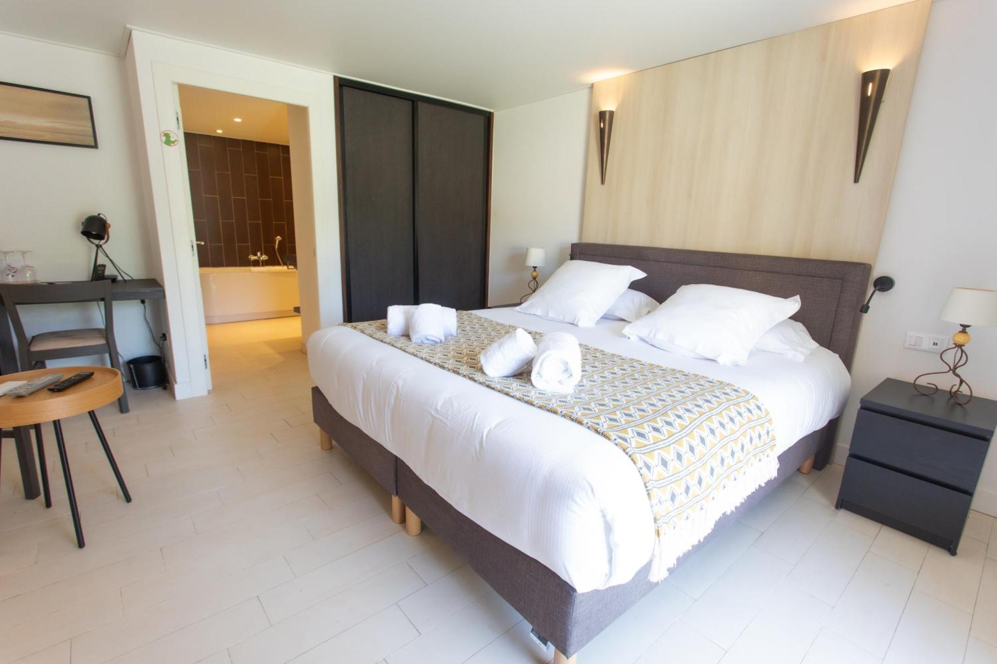 Hotel Le Verger Maelvi Grimaud Ngoại thất bức ảnh